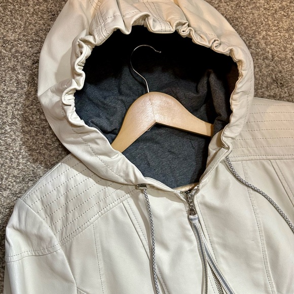 Wilson's Genuine White Leather Hoodie Jacket Woman's Size Large Zipper Front - Picture 16 of 16